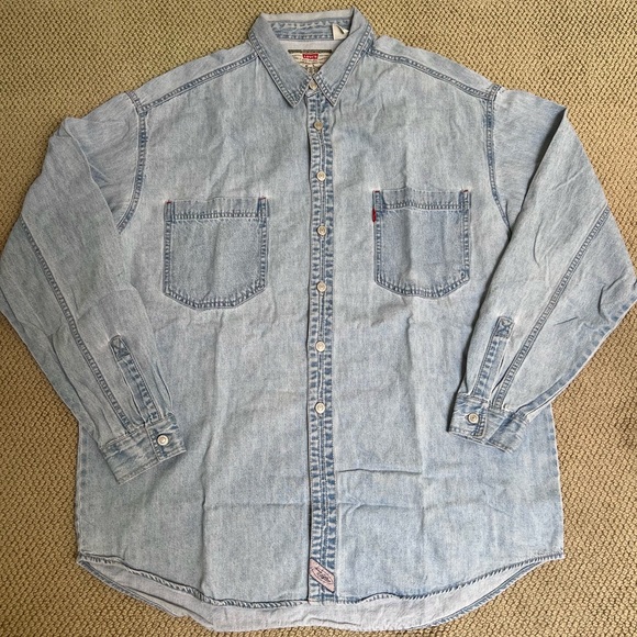 Levi's Other - Vintage Levi’s Lightweight Button Down